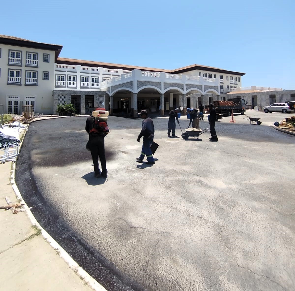 Antes - Hotel Resort